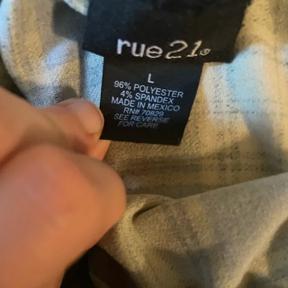 Yellow plaid skirt🌻 - Picture 5 of 5